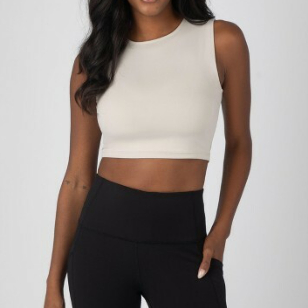 NWT 〰️Yogalicious〰️ Pure Cloud Nicki Tank Crystal Gray XL